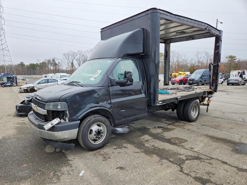 50682206 :رقم المزاد ، 1GB3GRC73P1246281 vin ، 2023 Chev Express G3500 مزاد بيع