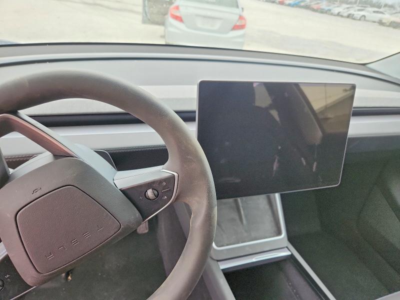 46652506 :رقم المزاد ، 7SAYGDEE6TF566831 vin ، 2026 Tesla Model Y مزاد بيع