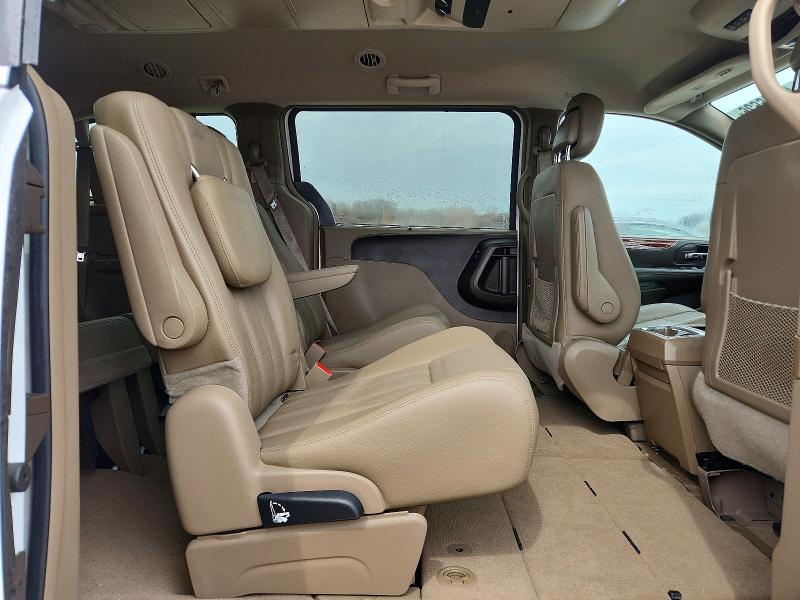 Продаж на аукціоні авто 2015 Chrysler Town & Country, vin: 2C4RC1BGXFR526312, номер лоту: 47026626