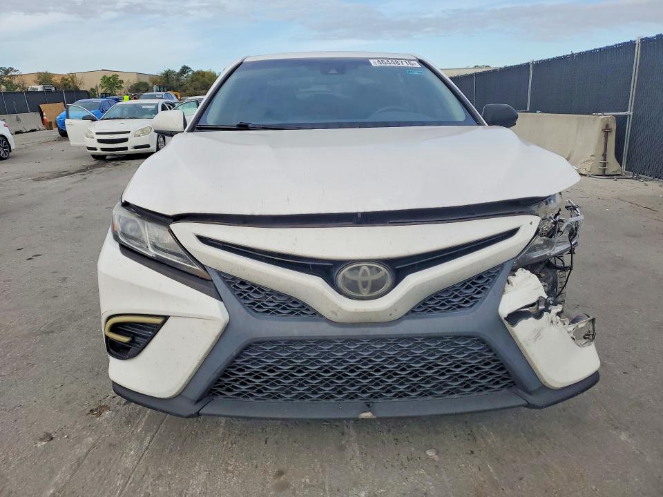 2018 Toyota Camry მანქანა იყიდება აუქციონზე, vin: 4T1B11HK0JU569891, აუქციონის ნომერი: 46448716