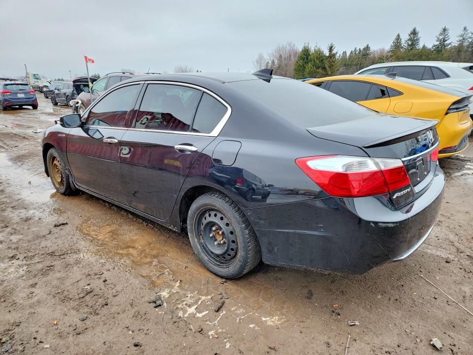 Продаж на аукціоні авто 2015 Honda Accord Hybrid 4d, vin: 1HGCR6F39FA800548, номер лоту: 45643786