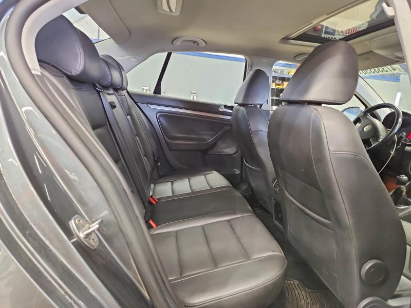 47333356 :رقم المزاد ، 3VWRL71K19M063624 vin ، 2009 Volkswagen Jetta مزاد بيع