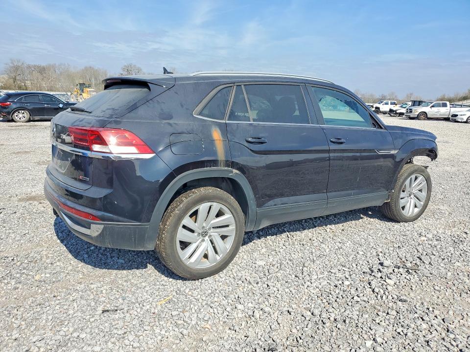 79110925 :رقم المزاد ، 1V2KE2CA2MC207440 vin ، 2021 Volkswagen Atlas Cross Sport مزاد بيع