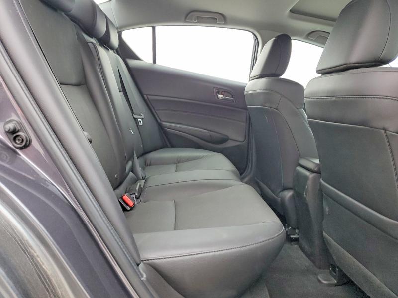 45581186 :رقم المزاد ، 19UDE2F72HA003931 vin ، 2017 Acura Ilx مزاد بيع