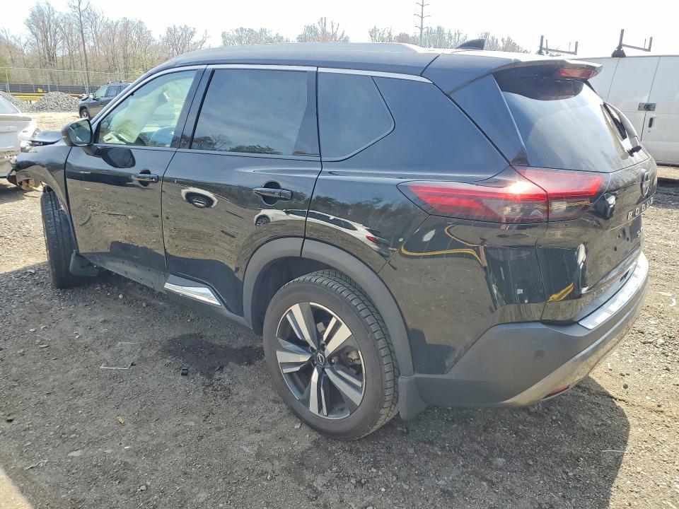 47162676 :رقم المزاد ، 5N1BT3CB1NC701887 vin ، 2022 Nissan Rogue مزاد بيع