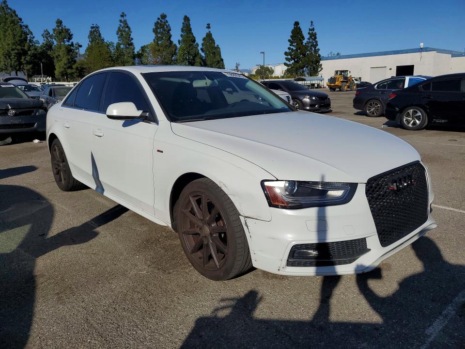 2015 Audi A4 მანქანა იყიდება აუქციონზე, vin: WAUAFAFL2FN016235, აუქციონის ნომერი: 79889545