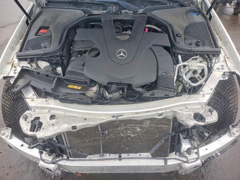 47252206 :رقم المزاد ، WDDZH6JB2KA525969 vin ، 2019 Mercedes-benz E مزاد بيع