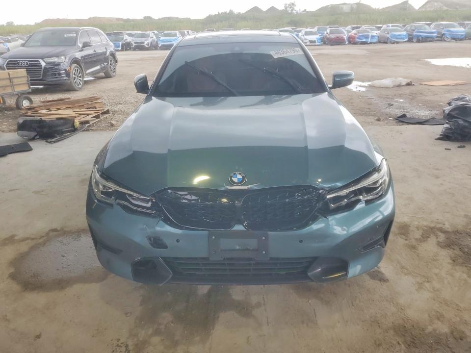 46364796 :رقم المزاد ، WBA5R1C58KAK11871 vin ، 2019 Bmw 330i مزاد بيع