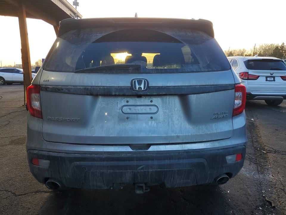 47108136 :رقم المزاد ، 5FNYF8H01KB007645 vin ، 2019 Honda Passport مزاد بيع
