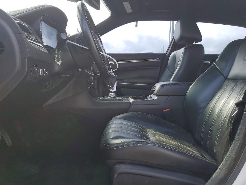45681866 :رقم المزاد ، 2C3CCABG9KH516025 vin ، 2019 Chrysler 300 مزاد بيع