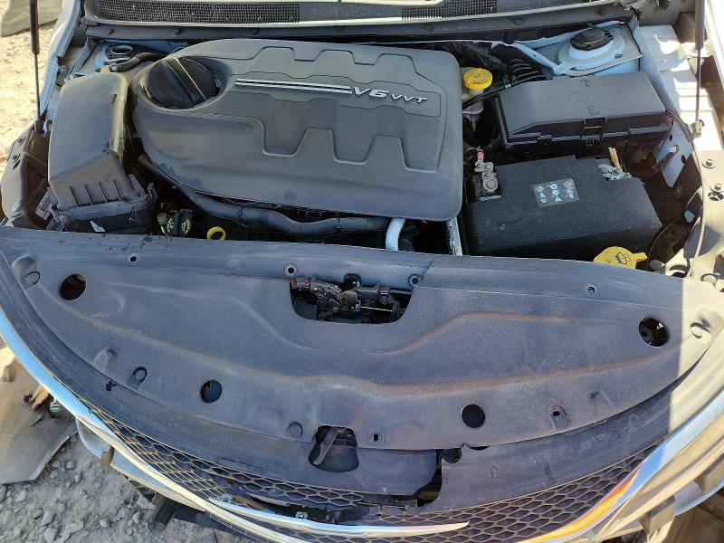 2015 Chrysler 200 მანქანა იყიდება აუქციონზე, vin: 1C3CCCEG8FN542832, აუქციონის ნომერი: 46049426