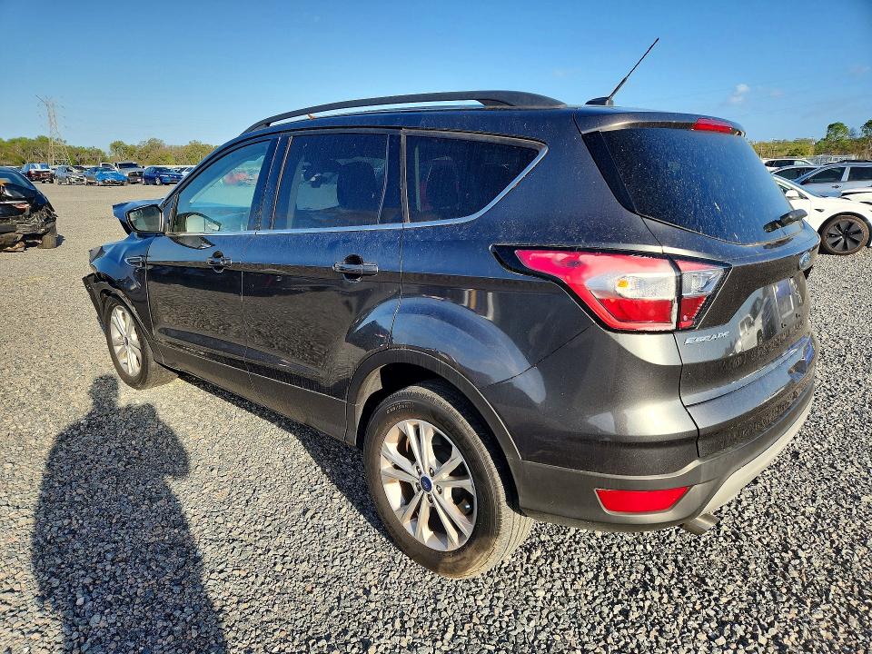 Продажа на аукционе авто 2018 Ford Escape, vin: 1FMCU0GD7JUA65606, номер лота: 45971926