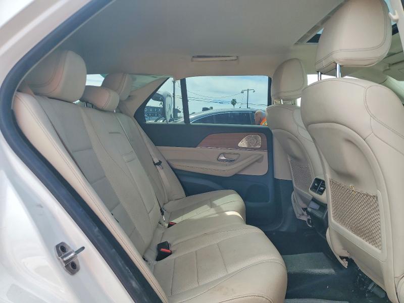 Продажа на аукционе авто 2022 Mercedes-benz Gle, vin: 4JGFB4JBXNA591835, номер лота: 45870146