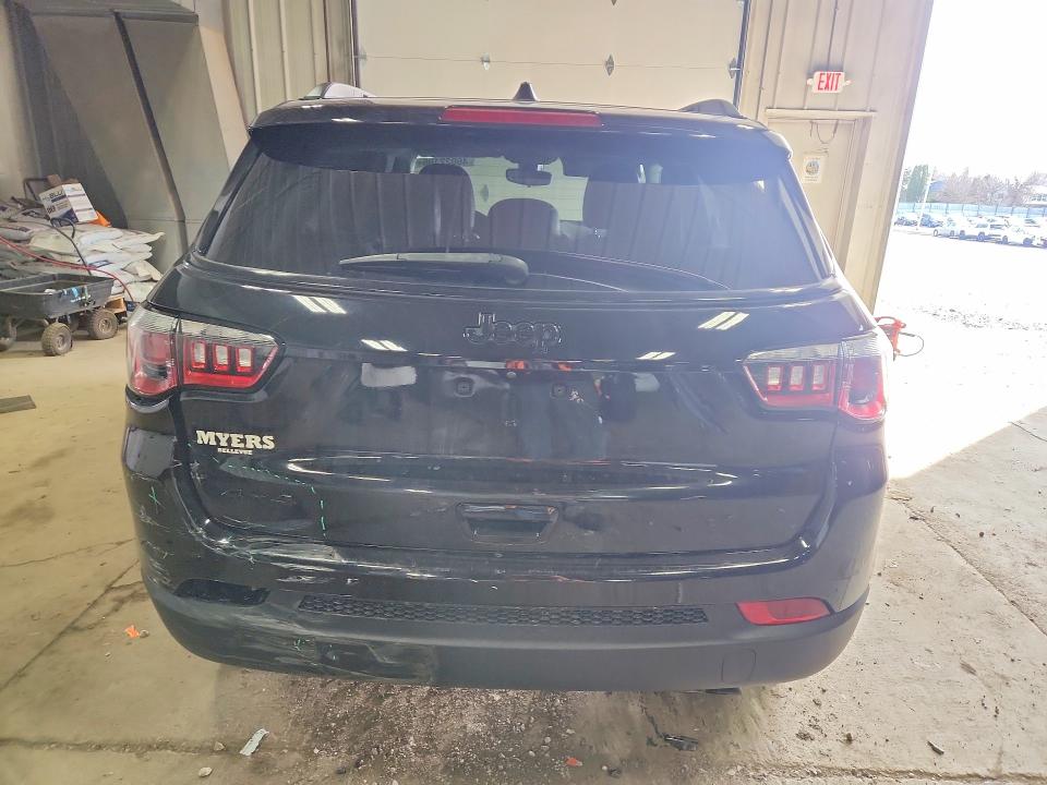 46022196 :رقم المزاد ، 3C4NJDBBXLT204689 vin ، 2020 Jeep Compass مزاد بيع