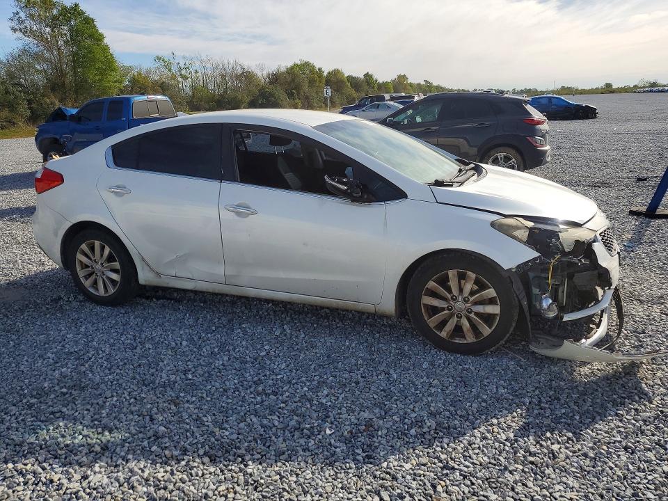 2015 Kia Forte მანქანა იყიდება აუქციონზე, vin: KNAFX4A80F5266290, აუქციონის ნომერი: 41902906