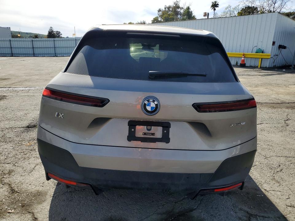 2025 Bmw Ix მანქანა იყიდება აუქციონზე, vin: WB523CF08SCT44004, აუქციონის ნომერი: 46025216
