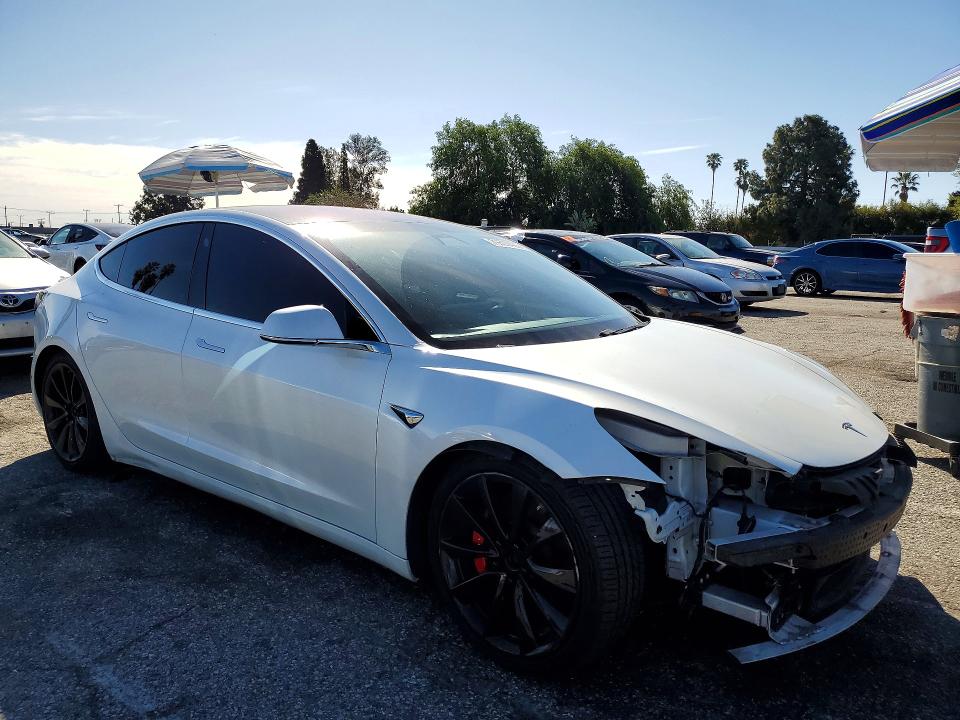 Продажа на аукционе авто 2018 Tesla Model 3, vin: 5YJ3E1EB6JF148428, номер лота: 79509405