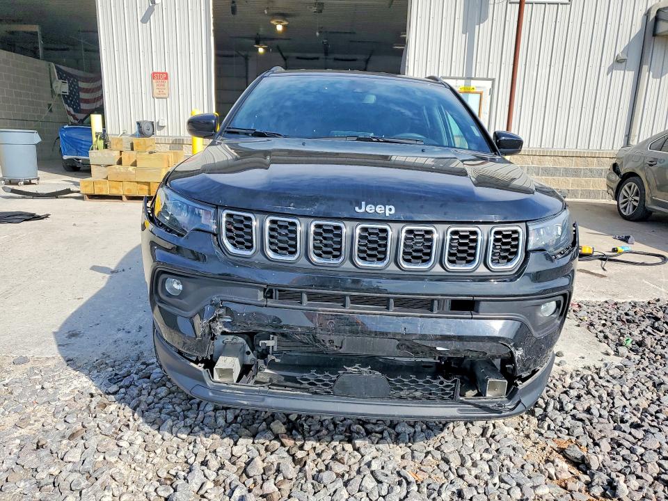 2025 Jeep Compass მანქანა იყიდება აუქციონზე, vin: 3C4NJDBN7ST566875, აუქციონის ნომერი: 45479226