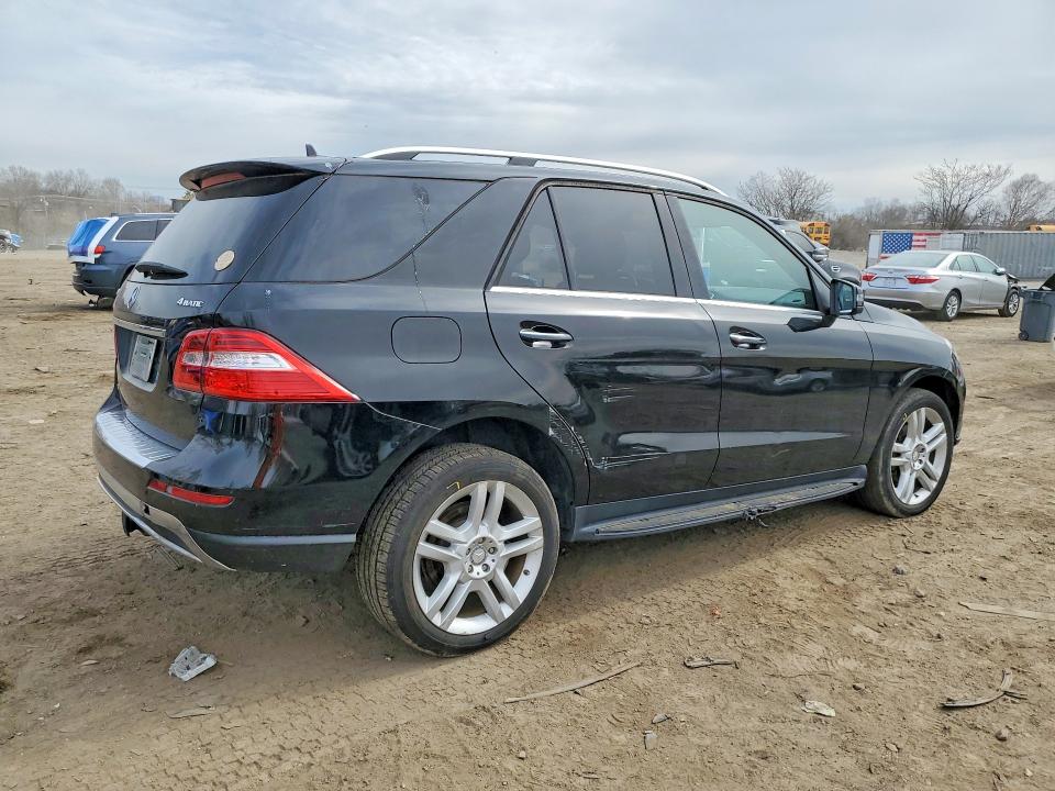 Продажа на аукционе авто 2015 Mercedes-benz Ml, vin: 4JGDA5HB8FA512251, номер лота: 79909525