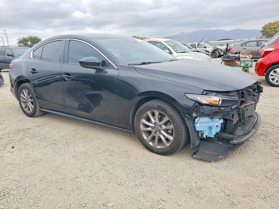 2020 Mazda 3 მანქანა იყიდება აუქციონზე, vin: JM1BPABL4L1165176, აუქციონის ნომერი: 47638236