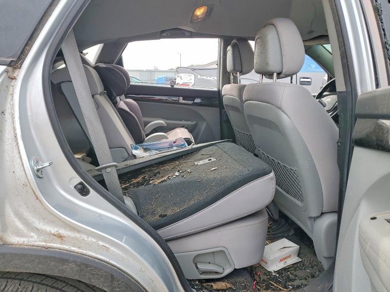 46420696 :رقم المزاد ، 5XYKTCA63FG552096 vin ، 2015 Kia Sorento مزاد بيع