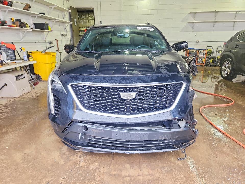 79916895 :رقم المزاد ، 1GYFZFR4XNF126194 vin ، 2022 Cadillac Xt4 مزاد بيع