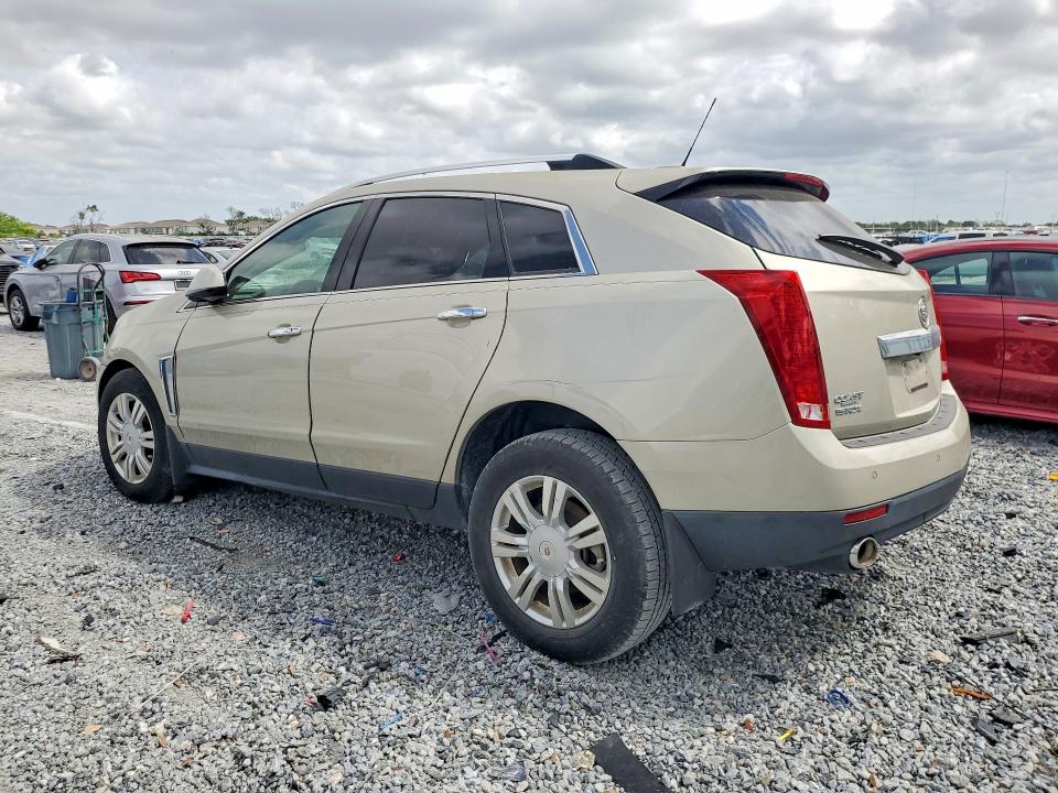 47947586 :رقم المزاد ، 3GYFNBE38FS554537 vin ، 2015 Cadillac Srx مزاد بيع