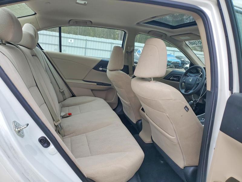 2015 Honda Accord მანქანა იყიდება აუქციონზე, vin: 1HGCR2F72FA076620, აუქციონის ნომერი: 46957846