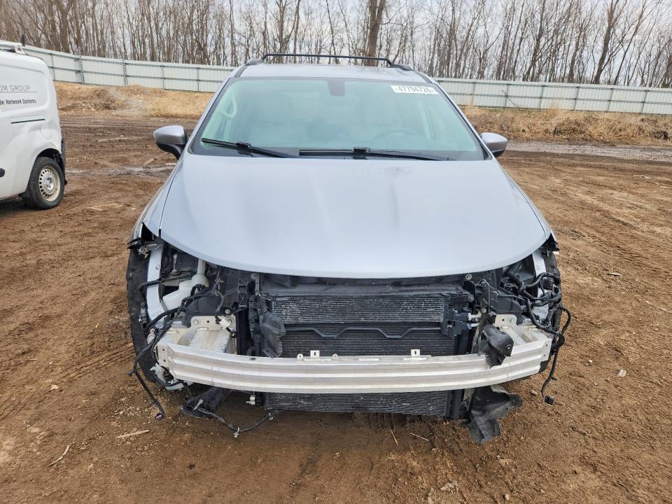 47794726 :رقم المزاد ، 2C4RC1DG9MR542902 vin ، 2021 Chrysler Voyager مزاد بيع