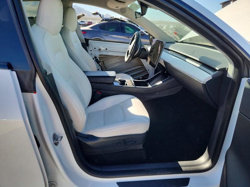 2020 Tesla Model Y მანქანა იყიდება აუქციონზე, vin: 5YJYGDEE5LF059027, აუქციონის ნომერი: 46207016