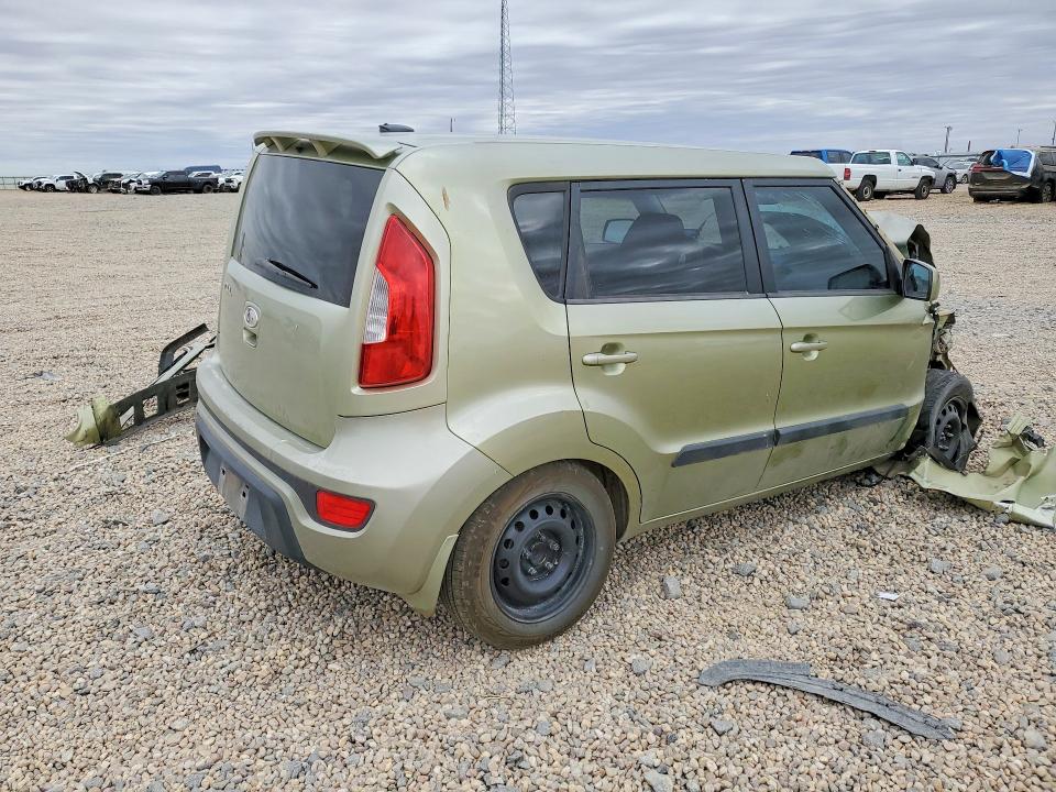 47992876 :رقم المزاد ، KNDJT2A58C7390875 vin ، 2012 Kia Soul مزاد بيع