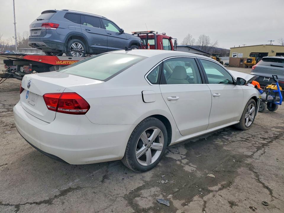 2012 Volkswagen Passat მანქანა იყიდება აუქციონზე, vin: 1VWBP7A38CC084896, აუქციონის ნომერი: 47305566