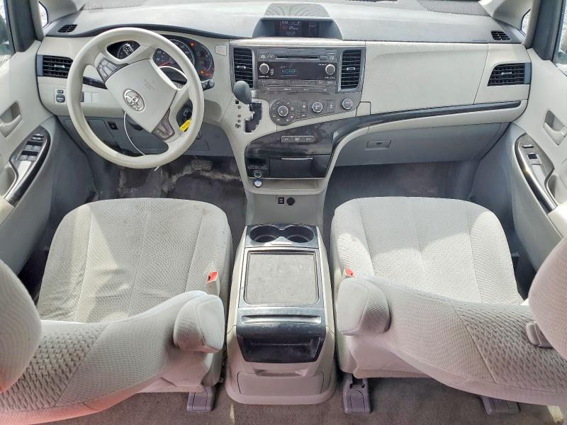 2012 Toyota Sienna მანქანა იყიდება აუქციონზე, vin: 5TDKK3DC4CS267359, აუქციონის ნომერი: 46905766