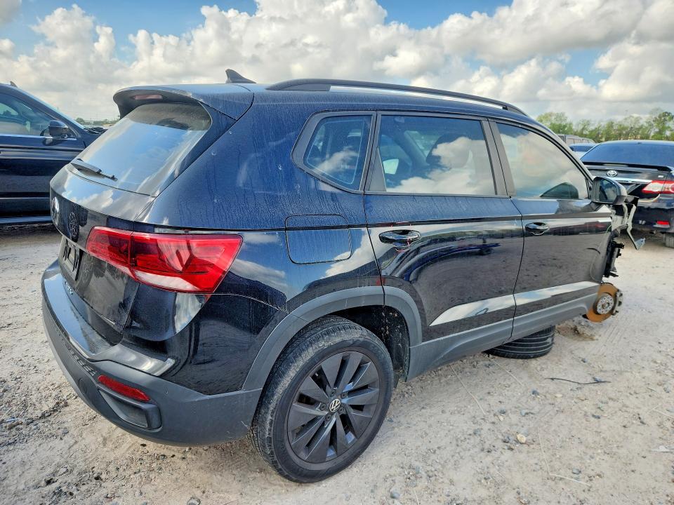 46873986 :رقم المزاد ، 3VVDX7B27NM011622 vin ، 2022 Volkswagen Taos مزاد بيع