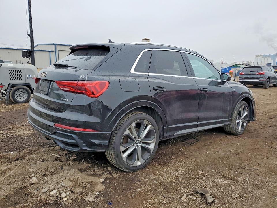 79368525 :رقم المزاد ، WA1EECF38L1086452 vin ، 2020 Audi Q3 مزاد بيع