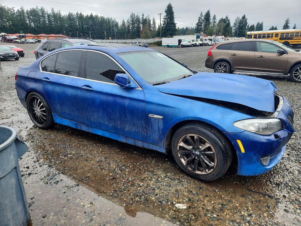 45647996 :رقم المزاد ، WBAFR7C54CC815379 vin ، 2012 Bmw 535 مزاد بيع