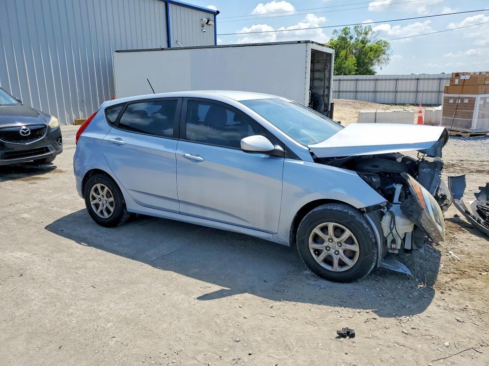 47246336 :رقم المزاد ، KMHCT5AE0CU034136 vin ، 2012 Hyundai Accent مزاد بيع