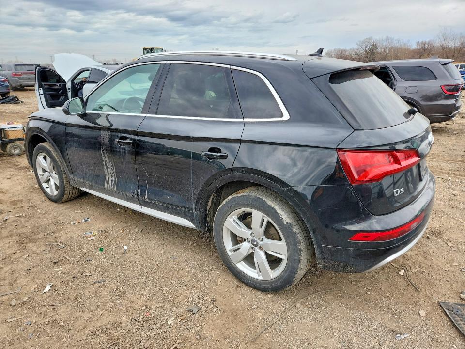 46950986 :رقم المزاد ، WA1BNAFY8J2122117 vin ، 2018 Audi Q5 مزاد بيع