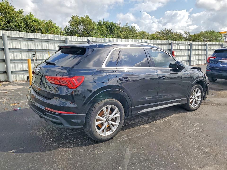Продажа на аукционе авто 2023 Audi Q3, vin: WA1DECF31P1090537, номер лота: 46261786