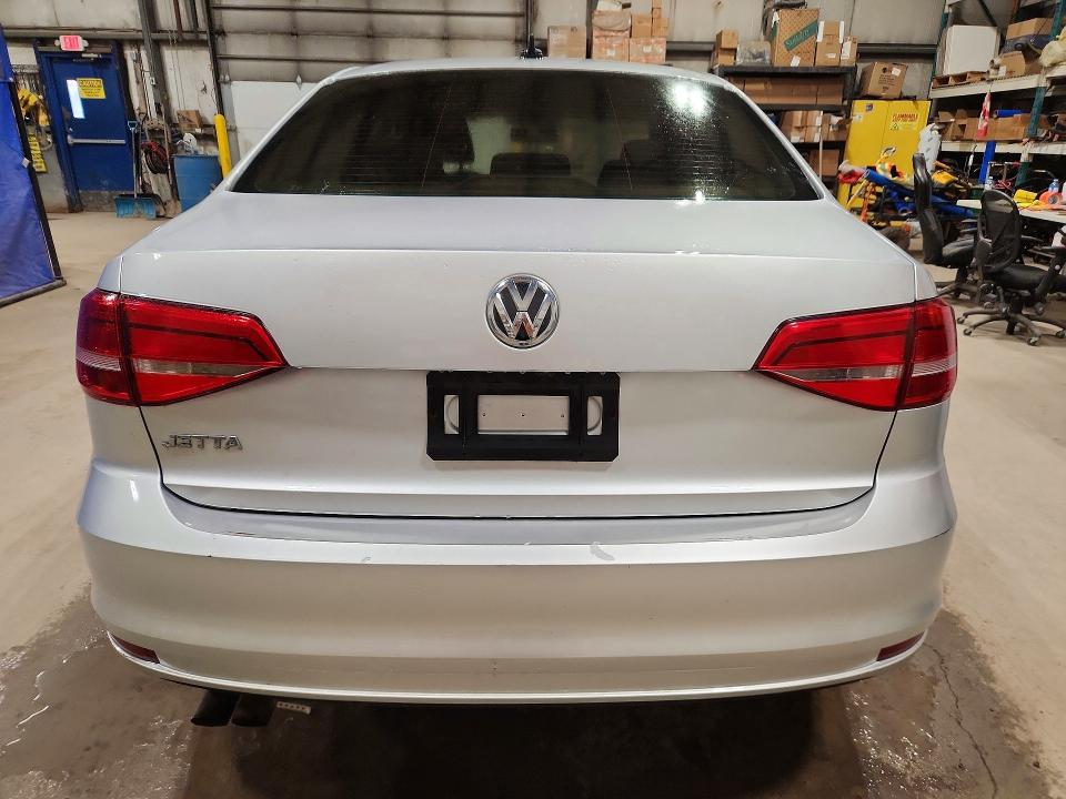 Продажа на аукционе авто 2015 Volkswagen Jetta, vin: 3VW2K7AJ6FM351789, номер лота: 45930086