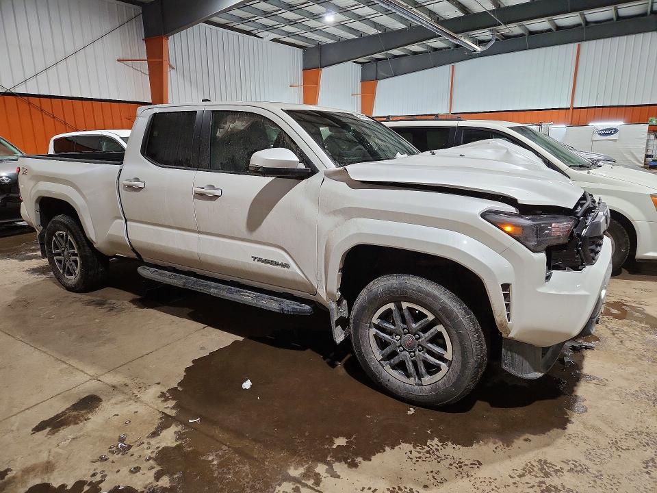 45498046 :رقم المزاد ، 3TYLB5JN3ST103495 vin ، 2025 Toyota Tacoma مزاد بيع
