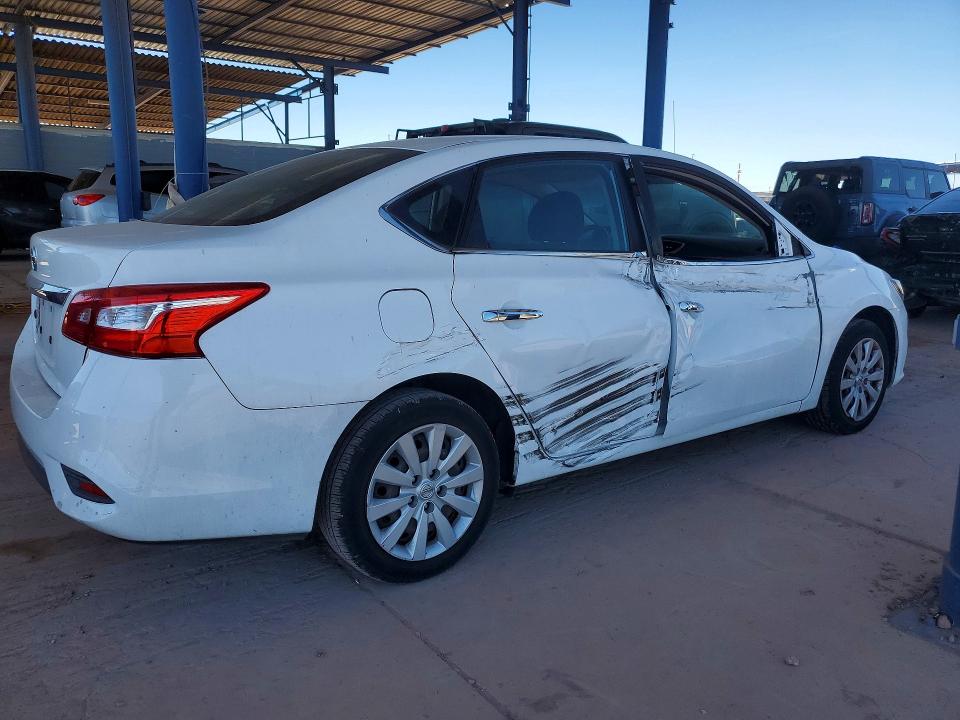 45851646 :رقم المزاد ، 3N1AB7AP7JY293375 vin ، 2018 Nissan Sentra مزاد بيع