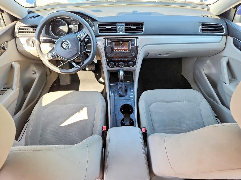 46282136 :رقم المزاد ، 1VWAT7A35HC022340 vin ، 2017 Volkswagen Passat مزاد بيع