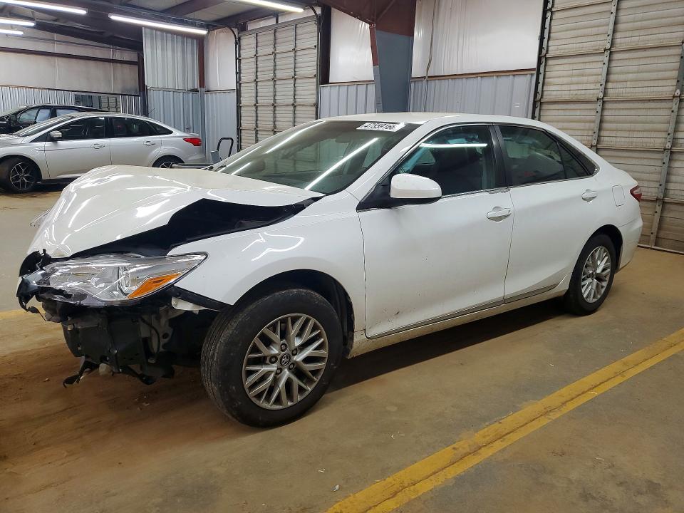 47559166 :رقم المزاد ، 4T4BF1FK5GR577715 vin ، 2016 Toyota Camry مزاد بيع