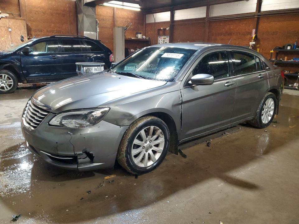 Продажа на аукционе авто 2013 Chrysler 200, vin: 1C3CCBBBXDN568221, номер лота: 79818115
