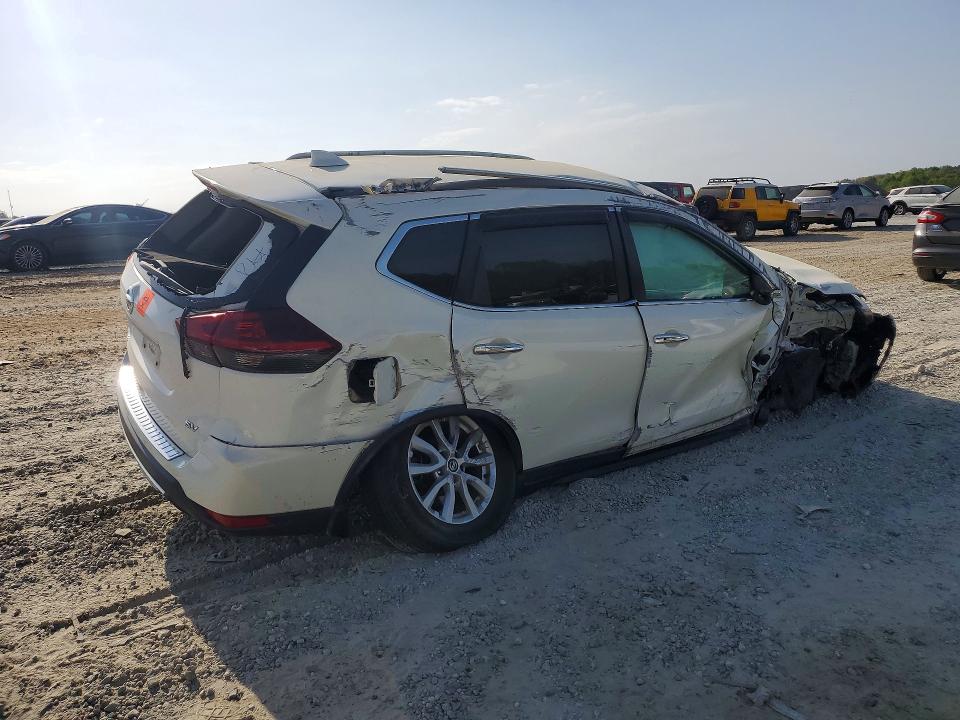 Продажа на аукционе авто 2018 Nissan Rogue, vin: 5N1AT2MT5JC707604, номер лота: 48126186