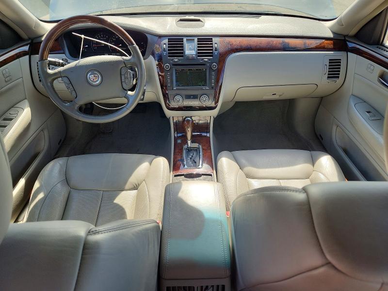 2011 Cadillac Dts მანქანა იყიდება აუქციონზე, vin: 1G6KH5E68BU100518, აუქციონის ნომერი: 45456426