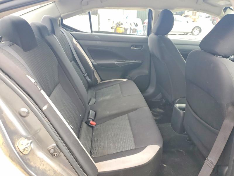 41581946 :رقم المزاد ، 3N1CN8EV5ML857072 vin ، 2021 Nissan Versa مزاد بيع