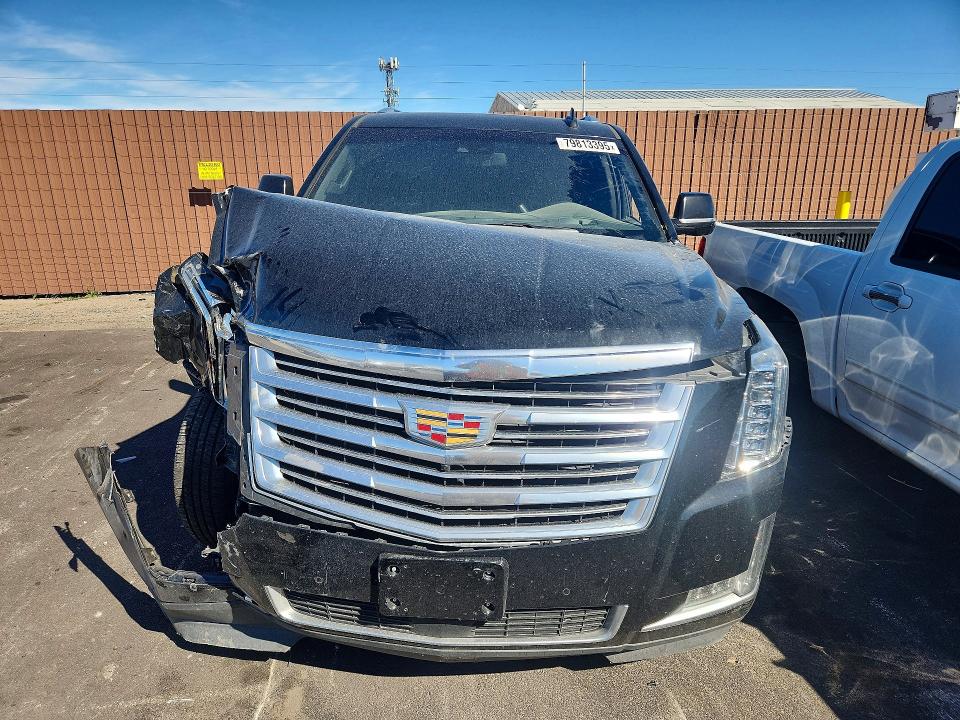 2019 Cadillac Escalade მანქანა იყიდება აუქციონზე, vin: 1GYS4KKJ0KR362658, აუქციონის ნომერი: 79813395