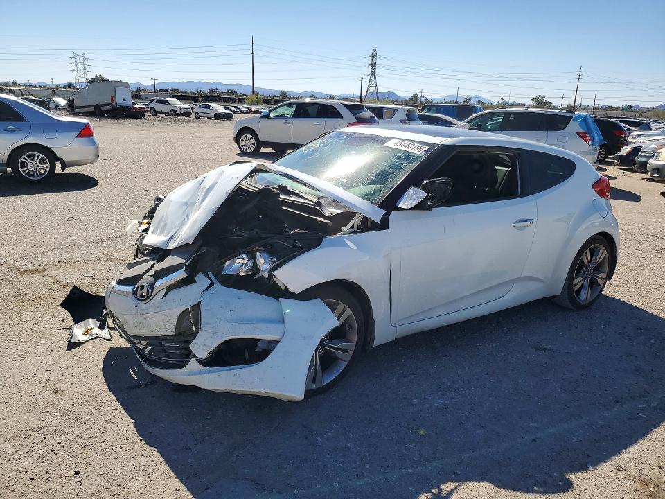 2013 Hyundai Veloster მანქანა იყიდება აუქციონზე, vin: KMHTC6AD8DU176393, აუქციონის ნომერი: 45448196